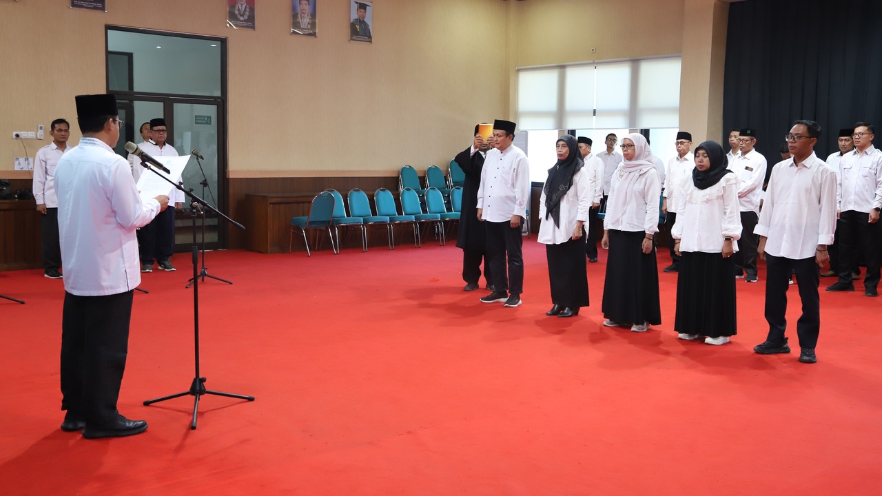 UIN SATU Lantik Sembilan Pejabat Akademik, Tiga PNS Formasi 2024 Resmi Duduki Jabatan Fungsional